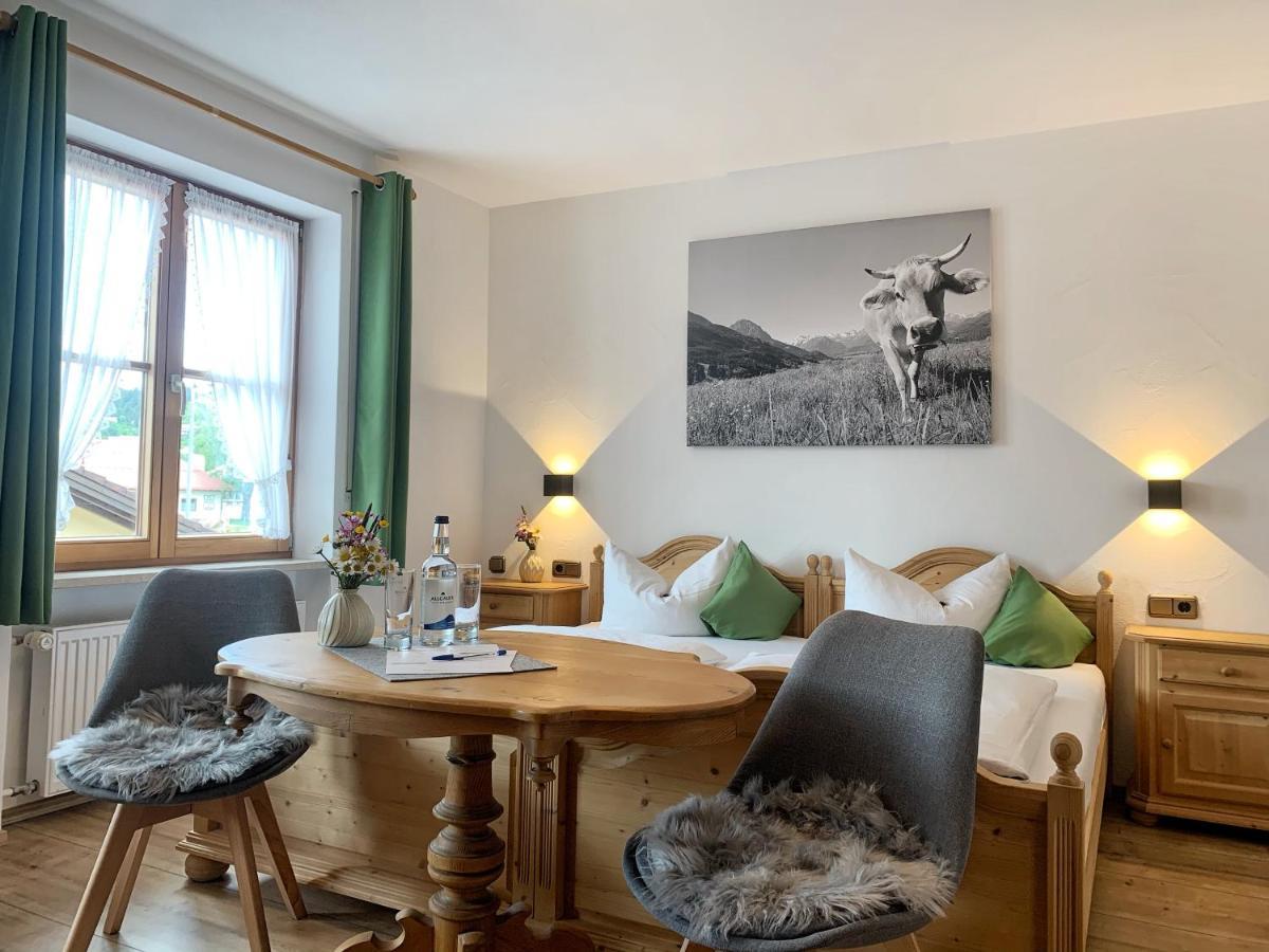 Gaestehaus "Zur Schmiede" Wertach Zewnętrze zdjęcie