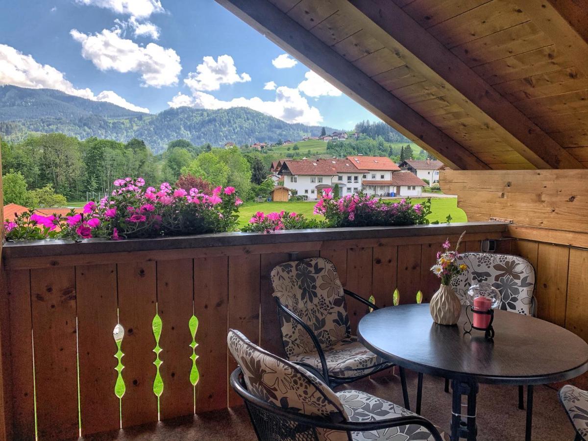Gaestehaus "Zur Schmiede" Wertach Zewnętrze zdjęcie