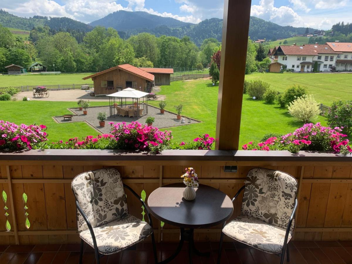 Gaestehaus "Zur Schmiede" Wertach Zewnętrze zdjęcie